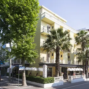 La Nidiola 2*, Riccione Italië
